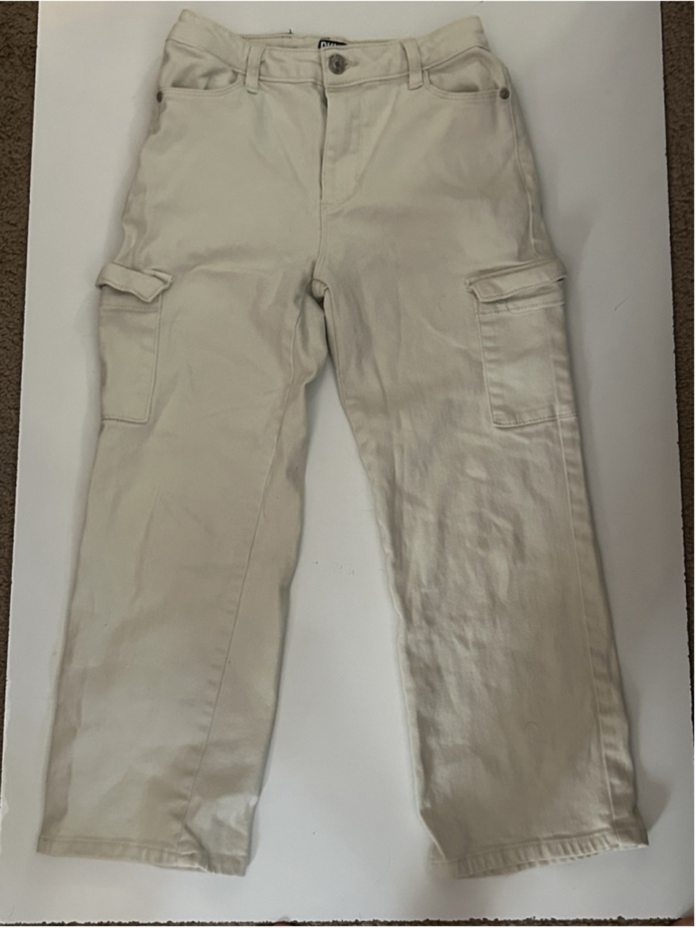 dkny girls cargo pants. Size 10. K-103